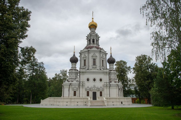 Храм Живоначальной Троицы на подворье в Троице-Лыково, 2019 г.
